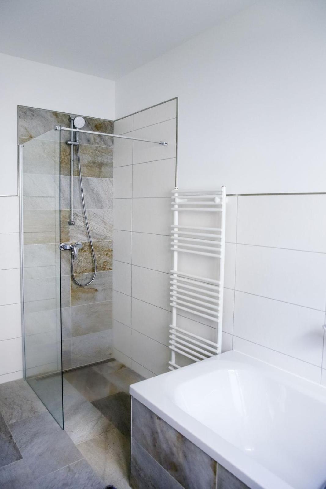 Apartmenthaus Windland Pouch Exteriör bild