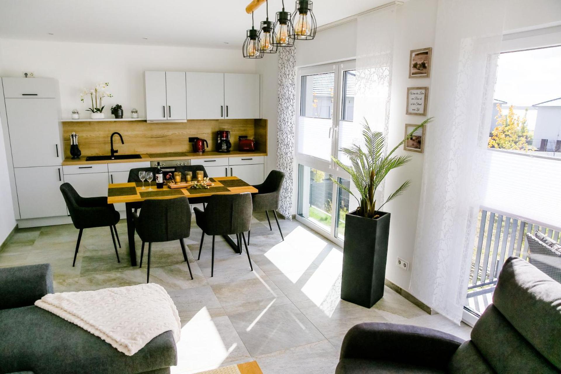Apartmenthaus Windland Pouch Exteriör bild