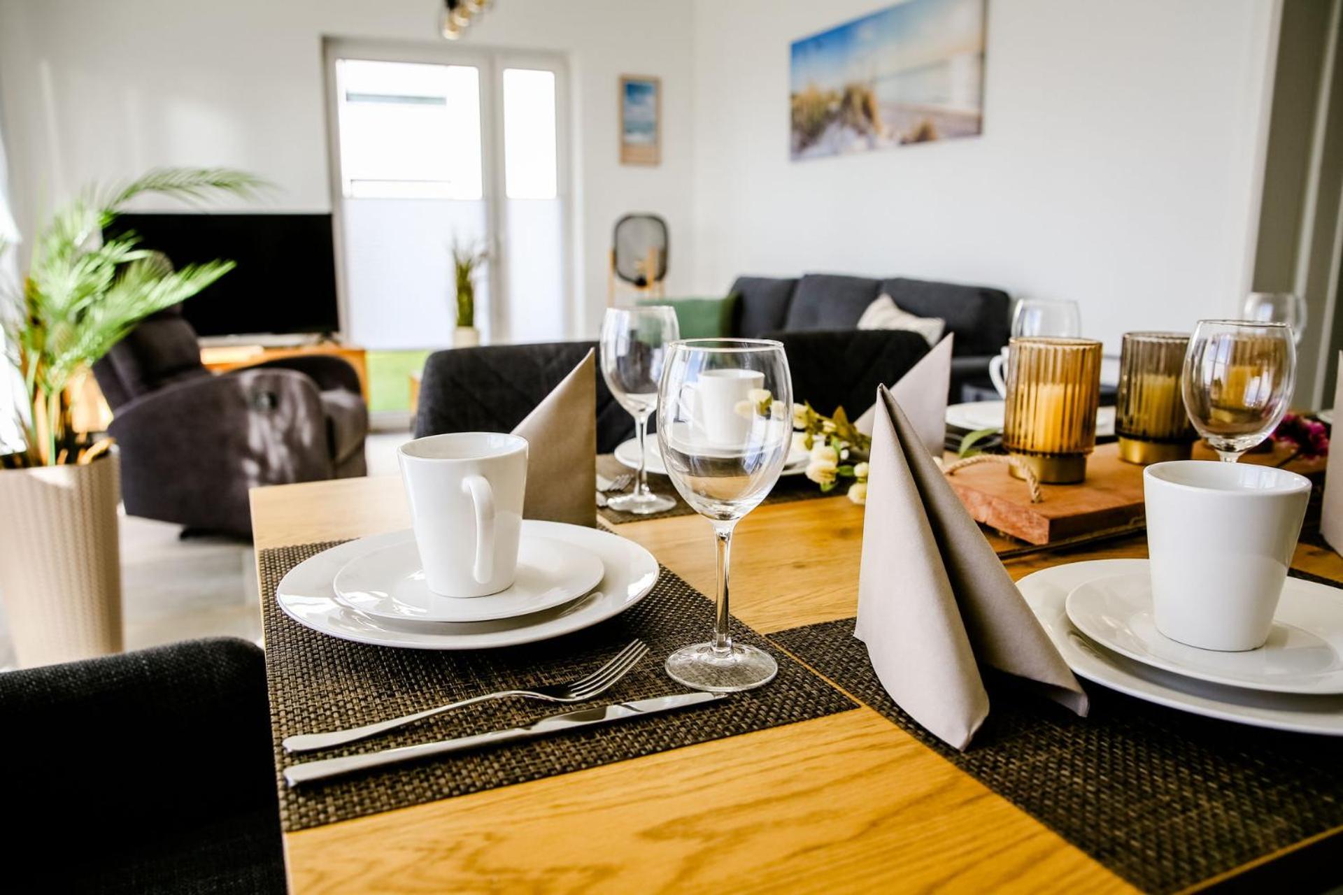 Apartmenthaus Windland Pouch Exteriör bild