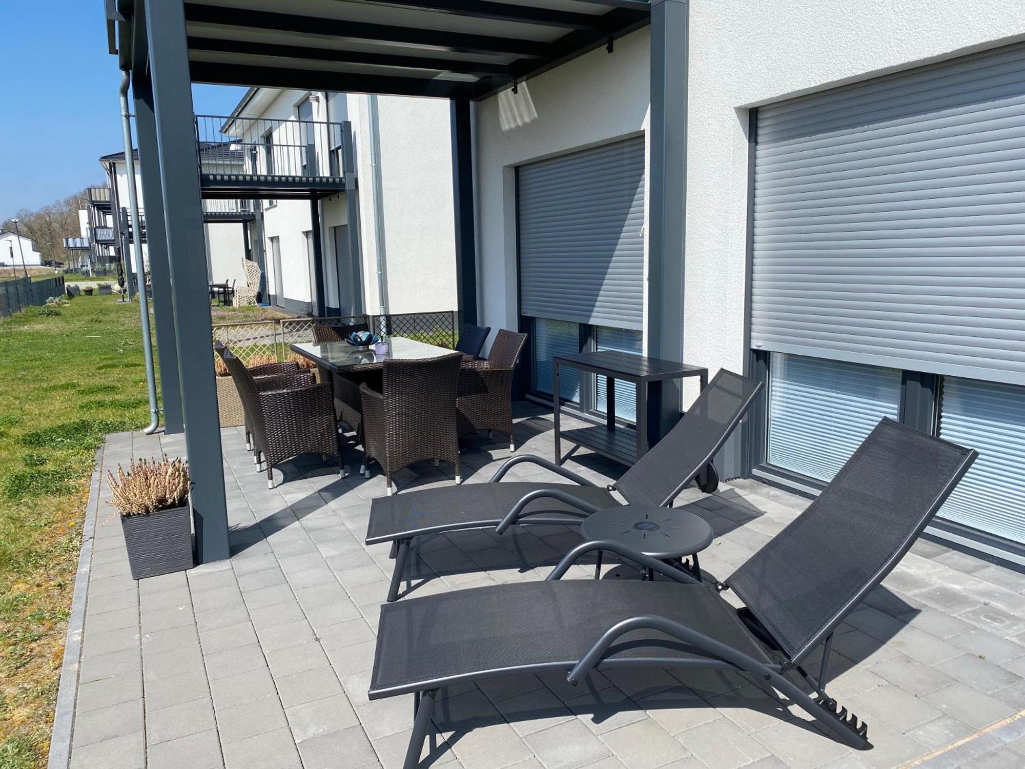 Apartmenthaus Windland Pouch Exteriör bild